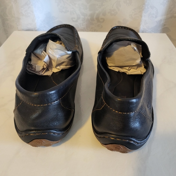 BORN Men's Loafer Driving Leather Shoes, Size 12M, Black, Slip on, Classic Style - Picture 9 of 16